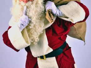 Der echte Nikolaus / Weihnachtsmann / Santa Claus hat noch Termine frei!!! Hochwertiges Kostüm und über 30 Jahre Erfahrung!