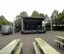 Mobile Trailerbühne 8 x 6 Meter