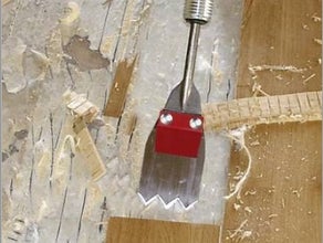 Vogt-Hammer VH 50 im Set: Ideal zum Zerschneiden von elastischem PU-Kleber unter Parkett und Laminat