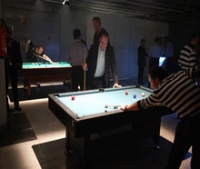 BILLARD TISCH / POOL / CARAMBOLAGE / SNOOKER / BILLIARD