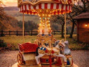 NOSTALGIE KINDER-KARUSSELL MIETEN AB 299 € ! Wir liefern in ganz Nordrhein-Westfalen an ( Alternative zur Hüpfburg )