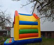 Hüpfburg 4 x 5 m mit Sonneschutz
