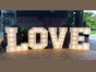 XXL LED Love Buchstaben, Mr & Mrs Buchstaben, Love Letters, Leuchtbuchstaben, Mr&Mrs Buchstaben, Farbwechsel Buchstaben - Galerie - Bild 3