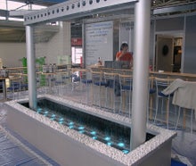 Wasservorhang als Raumteiler - Wasserleinwand als Trennwand