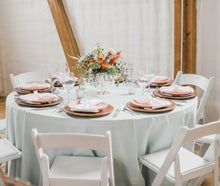 Love Events Weiße Klappstühle aus Holz für jedes Event