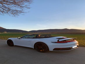 Porsche 911 992 Carrera S mieten Mietwagen Hochzeitsauto selber fahren