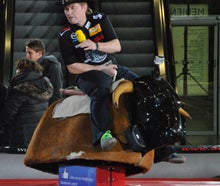 Bullriding - Rodeo Simulator - Bullenreiten - Weltrekord im 24h Nonstop Bullriding