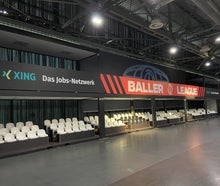 Eventcontainer inkl. Tribüne