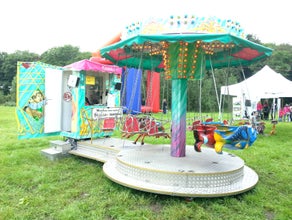 Kinderkettenkarussell Kinderkettenflieger mit Musikanlage und Kasse