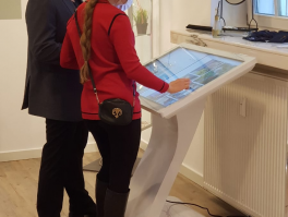 Touchdisplay mieten – Monitor