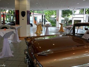 Auto & Art
