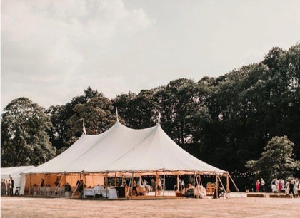 Pavillon mieten für Gartenpartys, Hochzeiten und Firmenevents