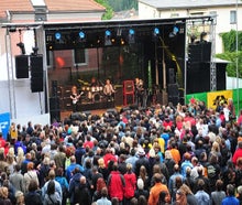 Mobile Bühne - Veranstaltungsbühne 10m x 7m (70m²) / 10m x 8m (80m²)