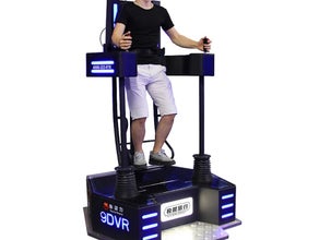 VR Extreme Challenger stehend