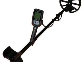 Metalldetektor 3300, Profigerät bis 70 cm Suchtiefe, auch im Wasser - bereit für die Schatzsuche!