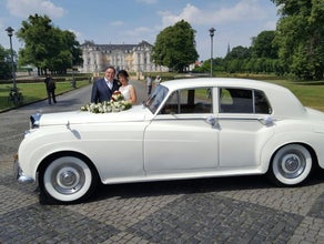 Bentley / Rolls Royce für ihre - "himmlische" Hochzeitsfahrt - Hochzeitsauto - Romantik Luxus Schönheit Ästhetik - pur