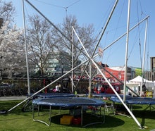 XXL Bungee Trampolin Anlage