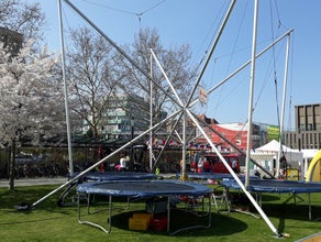 XXL Bungee Trampolin Anlage