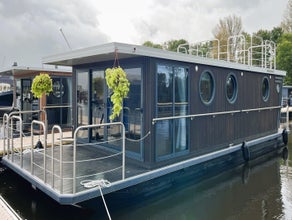 my Seahouse 4 mit Sauna ab Waren (Müritz)