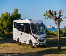 Premium Wohnmobil der Extraklasse mit Klimaanlage im Aufbau, Navi  und SAT/TV