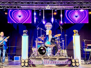 Blue Diamonds / The Blue Stixx oder Blue Life = Live-Band / Live-Musik .... Die Band für Tanz / Show / Gala / Betriebsfeiern / Geburtstage + Hochzeit der Extraklasse / Hochzeitsband / Musiker