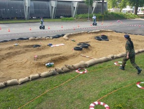 Ferngesteuerte RC Cars - RC-Car Racing - 10 ferngesteuerte Elektrorennautos im Maßstab 1:10 - RC Autos - RC- Modelle - inkl. Personal