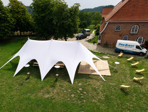 Sternzelt 3-Mast 21,70 x 12,60 Meter mit Boden mieten – Veranstaltungszelt, Festzelt, Eventzelt