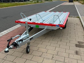 Motorradanhänger mieten | Motorradtransporter leihen vermieten