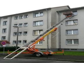 Dachdecker-/Schrägaufzug 17 m, Benzin, Anhängergerät