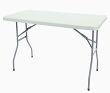 Tisch / Kunststofftisch / Klapptisch