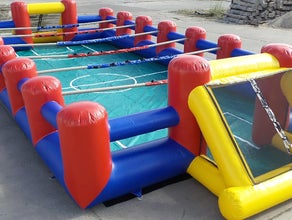 Menschenkicker - Human Table Soccer - Riesenkicker - Human Kicker - Kicker XXL - Eventmodul Riesenkicker XXL