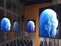 70"  Display Monitor Fernseher Full HD mit Bodenstativ 2m Höhe - Galerie - Bild 2
