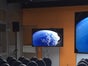 70" Display Monitor Fernseher Full HD mit Bodenstativ 2m Höhe - Galerie - Bild 2