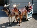 Weihnachtsmann mit Rentieren und Schlitten,Weihnachtsmann,Weihnachten,Weihnachtsset,Weihnachtsfest,Weihnachtsgeschenk,Schlitten,Bescherung,Geschenke,Jesus,Christkind,Weihnachtsbaum,Veranstaltungsdekoration,Eventdekoration,Dekoration,Messe,Event,