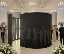 XXL 4,5m Fotokabine mieten: LED Photo Booth Fotohintergrund Kabine
