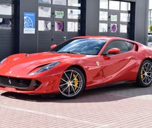 Ferrari 812