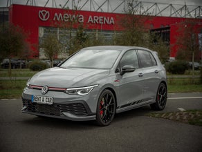 VW Golf 8 GTI Clubsport mieten ab 119€ | 300 PS | Sportwagen | GTI Autovermietung Wiesbaden Mainz Frankfurt Darmstadt