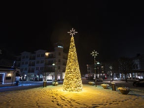 Riesen Weihnachtsbaum, Weihnachtsmarkt Dekoration, Weihnachten