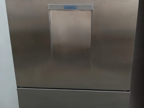 Gewerbliche Gastro Spülmaschine 3 Min. Laufzeit 400V / 16 A