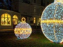 Lichtkugel 1  - Weihnachtsbaumkugel - Licht Skulptur
