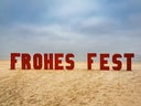 Frohes Fest - Riesenbuchstaben - Schriftzug