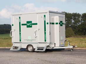 Toilettenwagen Lplus / Miettoiletten / Event Toiletten / Mobile Toiletten