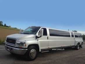 GMC Monstertruck Stretchlimousine