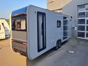 Adria Astella 754 DP – Ihr luxuriöses mobiles Zuhause