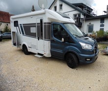 Großes Teilintegriertes Wohnmobil    6,95m