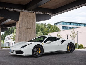 Ferrari 488 GTB mieten München | 670 PS | Diamond Cars