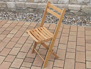 Holzklappstuhl mieten – Klappbare Holzstühle für Event & Feier