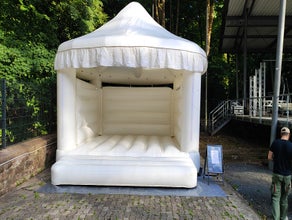 Hüpfburg Weiß "Hochzeit"