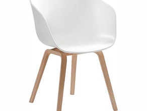 Stuhl - About a chair, weiß / Gestell Eiche, natur