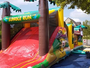 Hindernisbahn Jungle-Run Hüpfburg